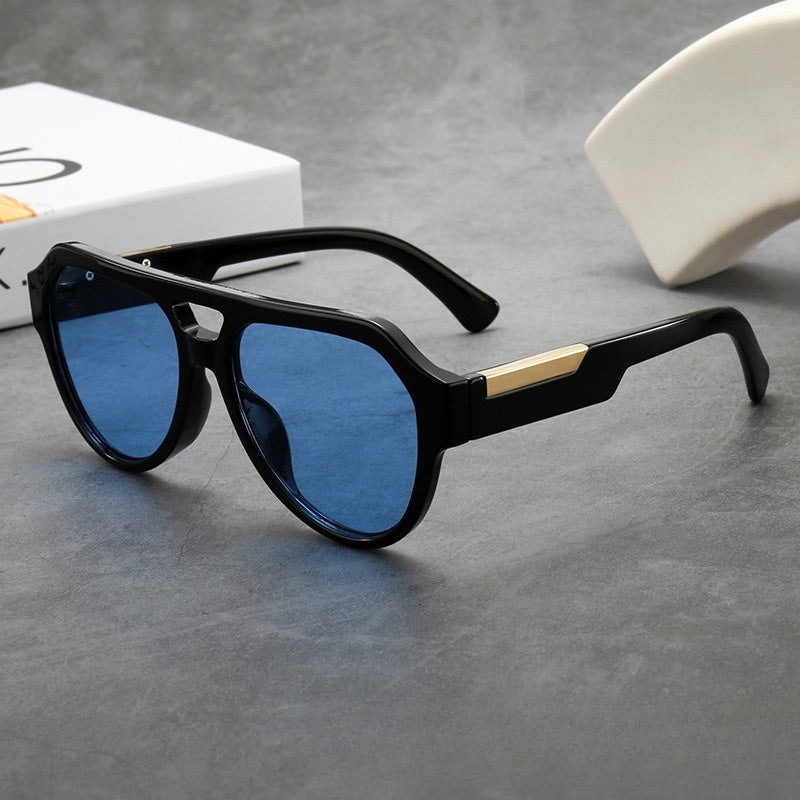 Men' & Women' Retro Aviation Glasses - XL Square Frame with Green & Golden Border - Vintage Eyewear Suitable for Daily Casual\u002FFormal Wear - Ideal Gift for Pilots & Aviation Lovers