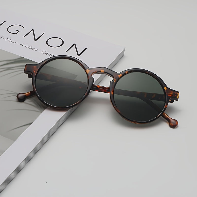 1pc Women'S Vintage Round Fashion Glasses | Retro Punk Style, Black Plastic Frame With Golden Accents, Mirrored Lenses, Perfect For Casual Wear, Fashion Glasses | Retro Style Glasses | Durable Plastic Frame