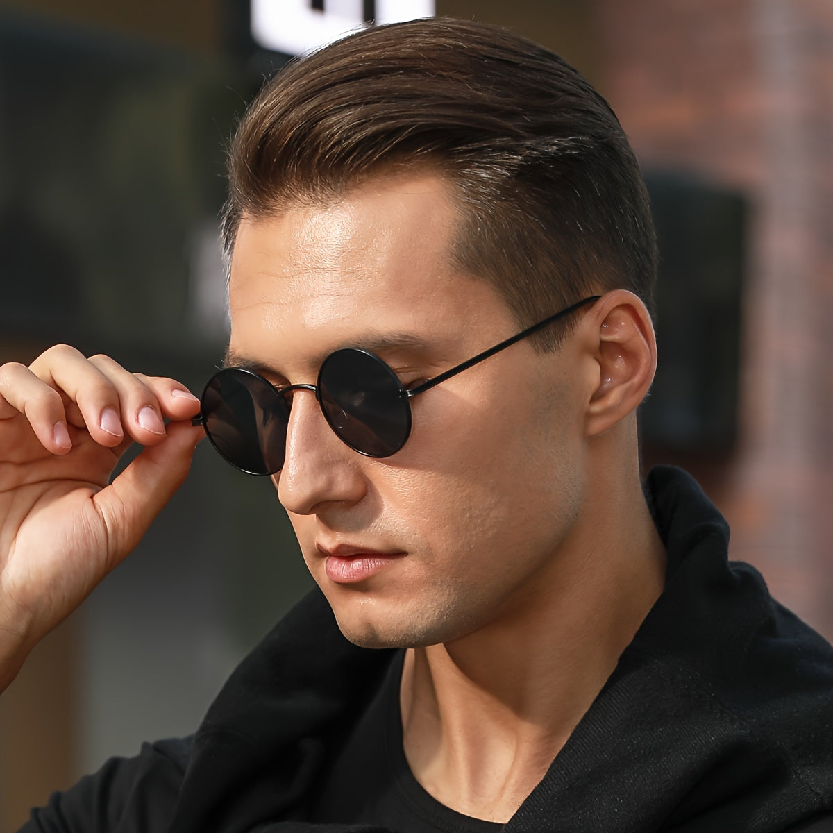 1 Pair of Men'S Round Frame Filigree Exquisite Easy Luxury Fashion Glasses, Without Battery