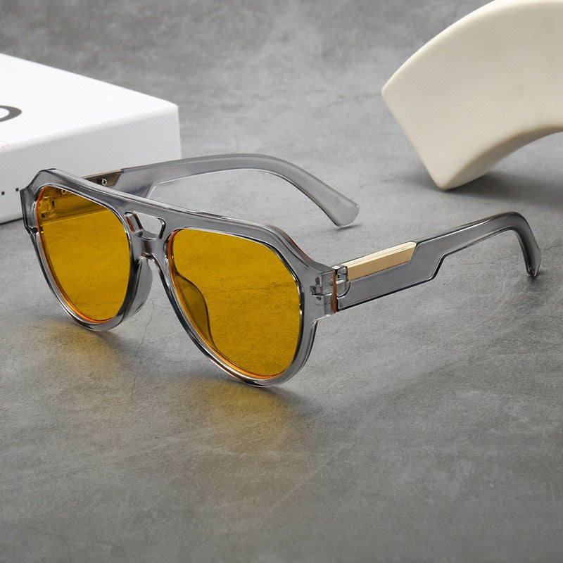 Men' & Women' Retro Aviation Glasses - XL Square Frame with Green & Golden Border - Vintage Eyewear Suitable for Daily Casual\u002FFormal Wear - Ideal Gift for Pilots & Aviation Lovers